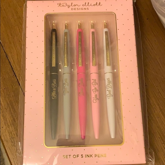 taylor elliott designs Other - 💕Girl Boss💕 set of 5 ink pens